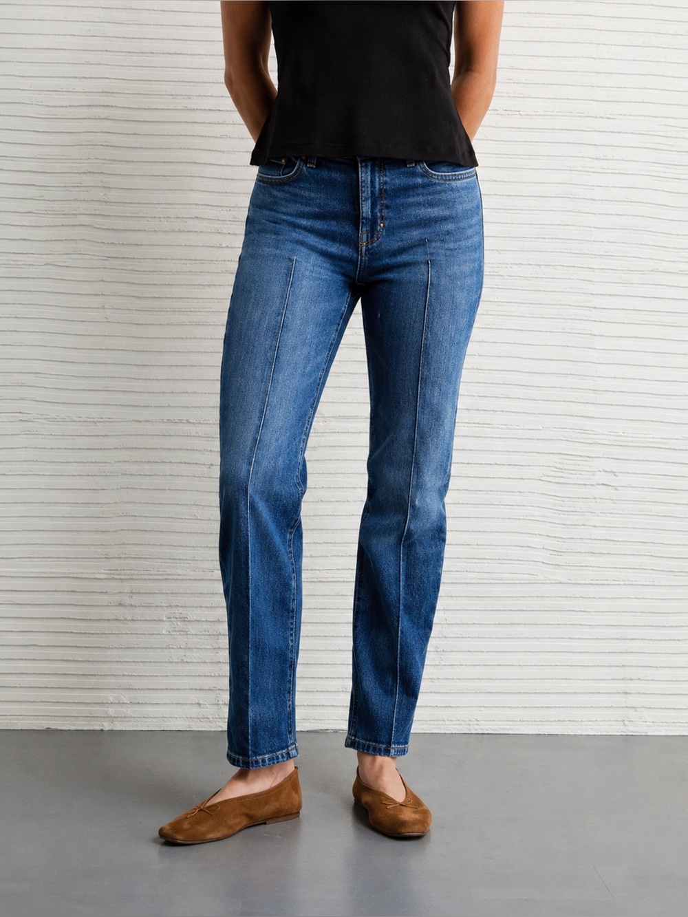 AMERICAN EAGLE Super High Rise Ankle Straight